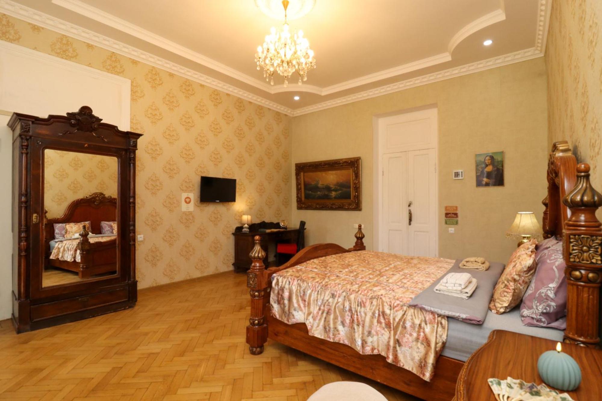 Leon Rooms Tbilisi Exteriör bild
