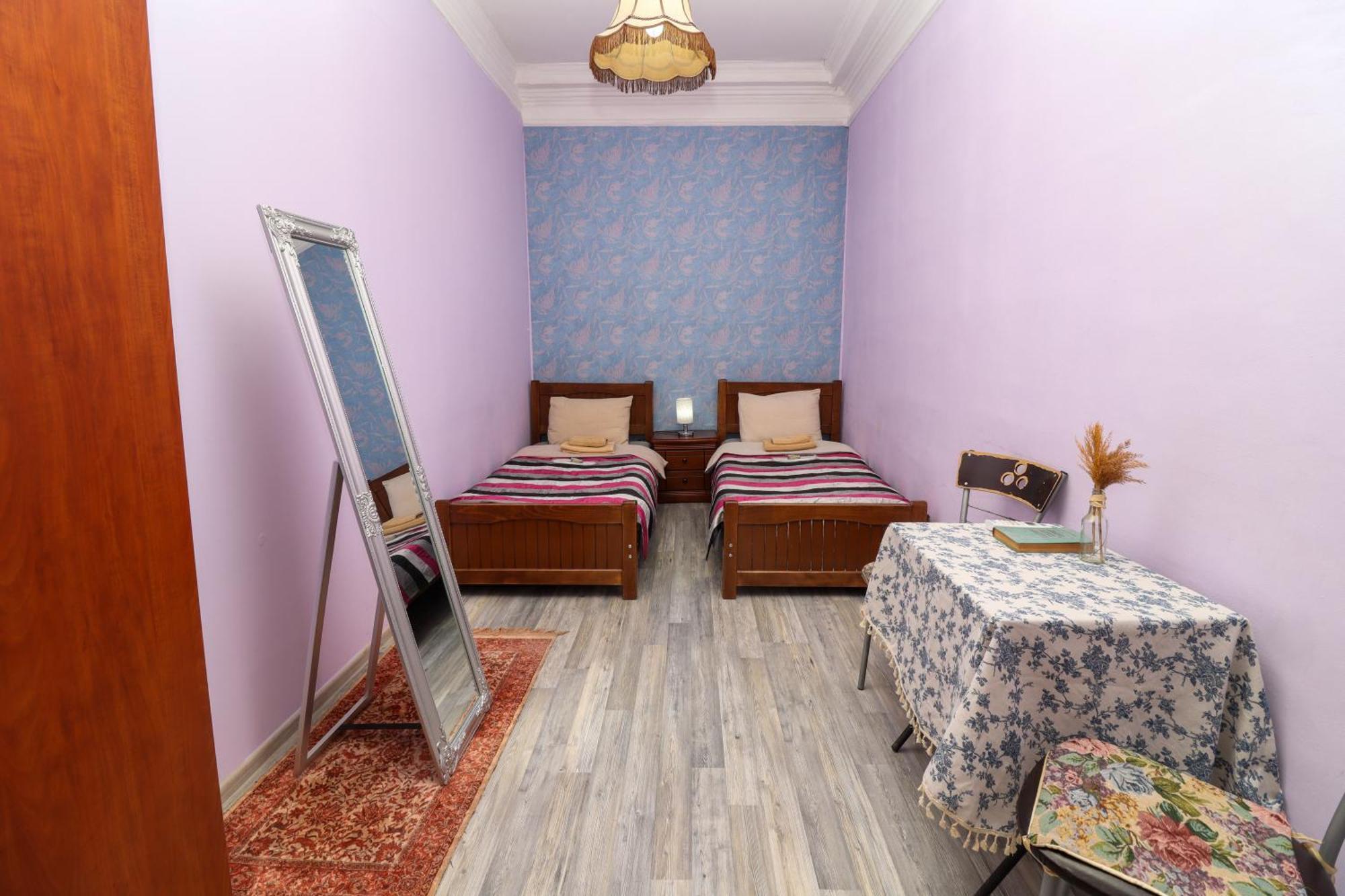 Leon Rooms Tbilisi Exteriör bild