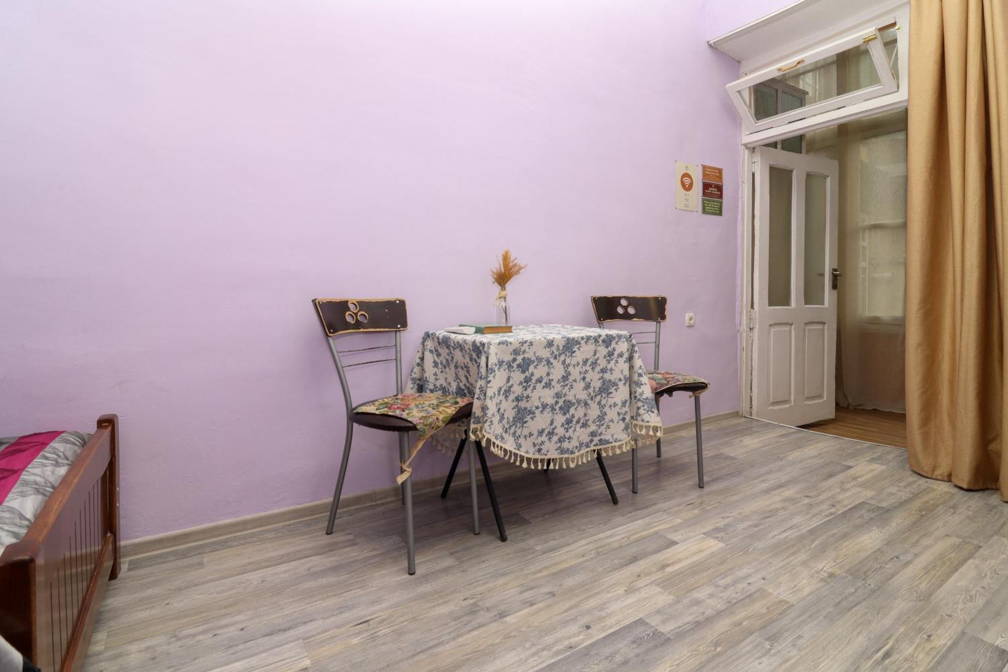 Leon Rooms Tbilisi Exteriör bild