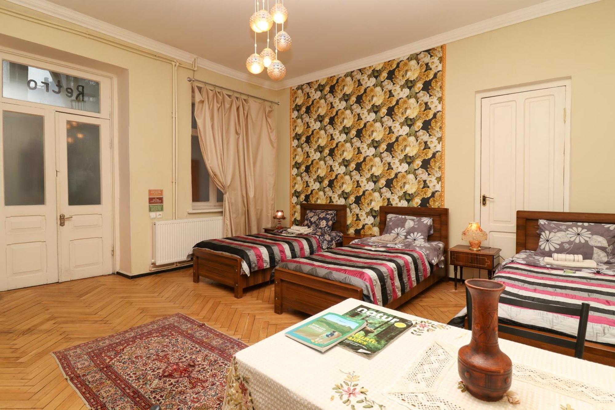 Leon Rooms Tbilisi Exteriör bild