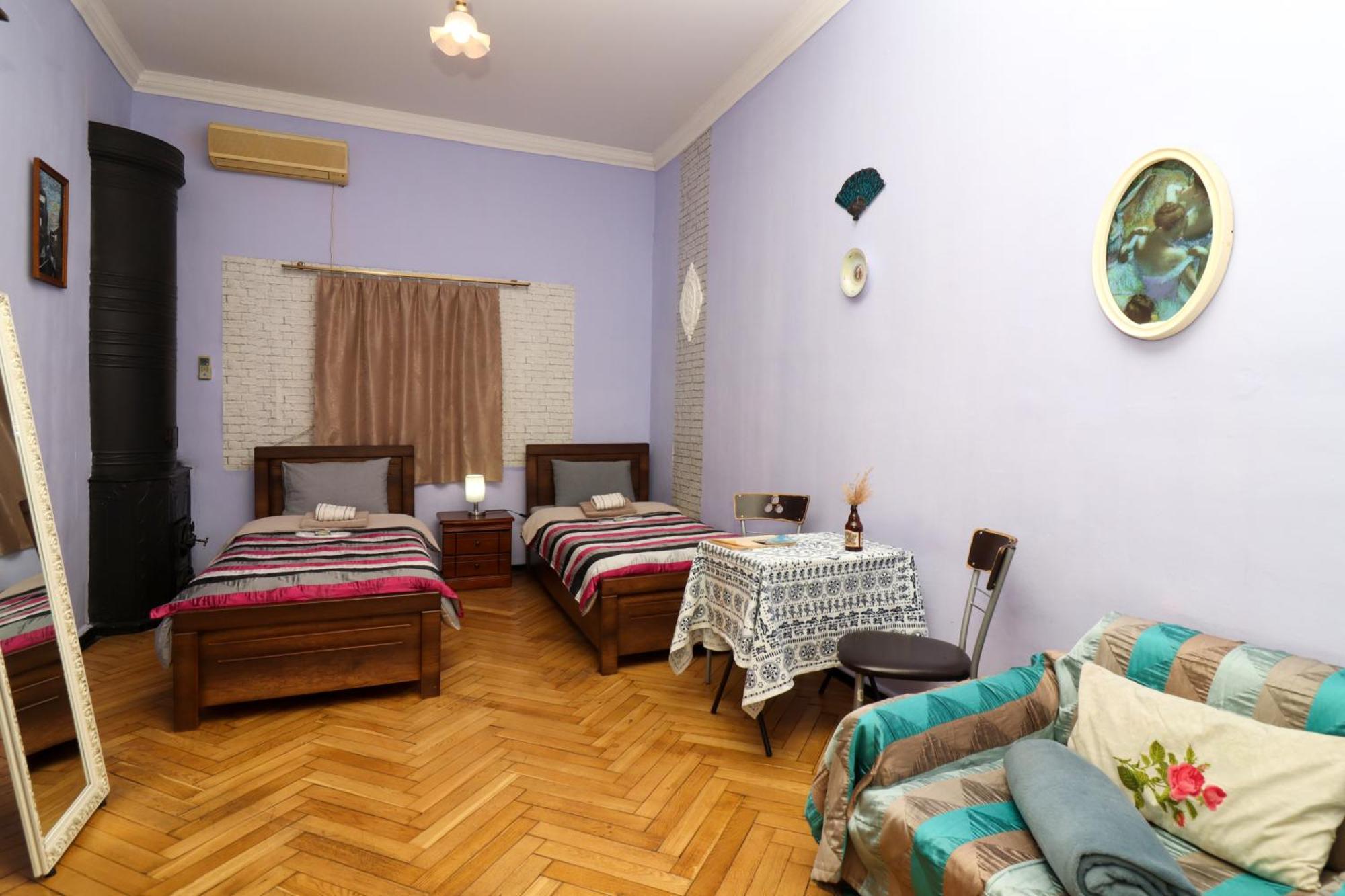 Leon Rooms Tbilisi Exteriör bild